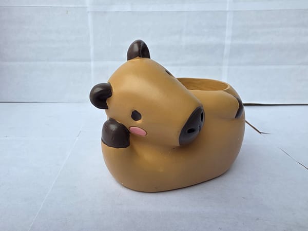 20260123_142818 Pihenő Kapibara (Vízidisznó) Mini Kaspó